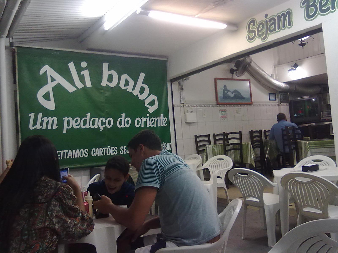 Alibaba Sanduiches E Comidas Arabes