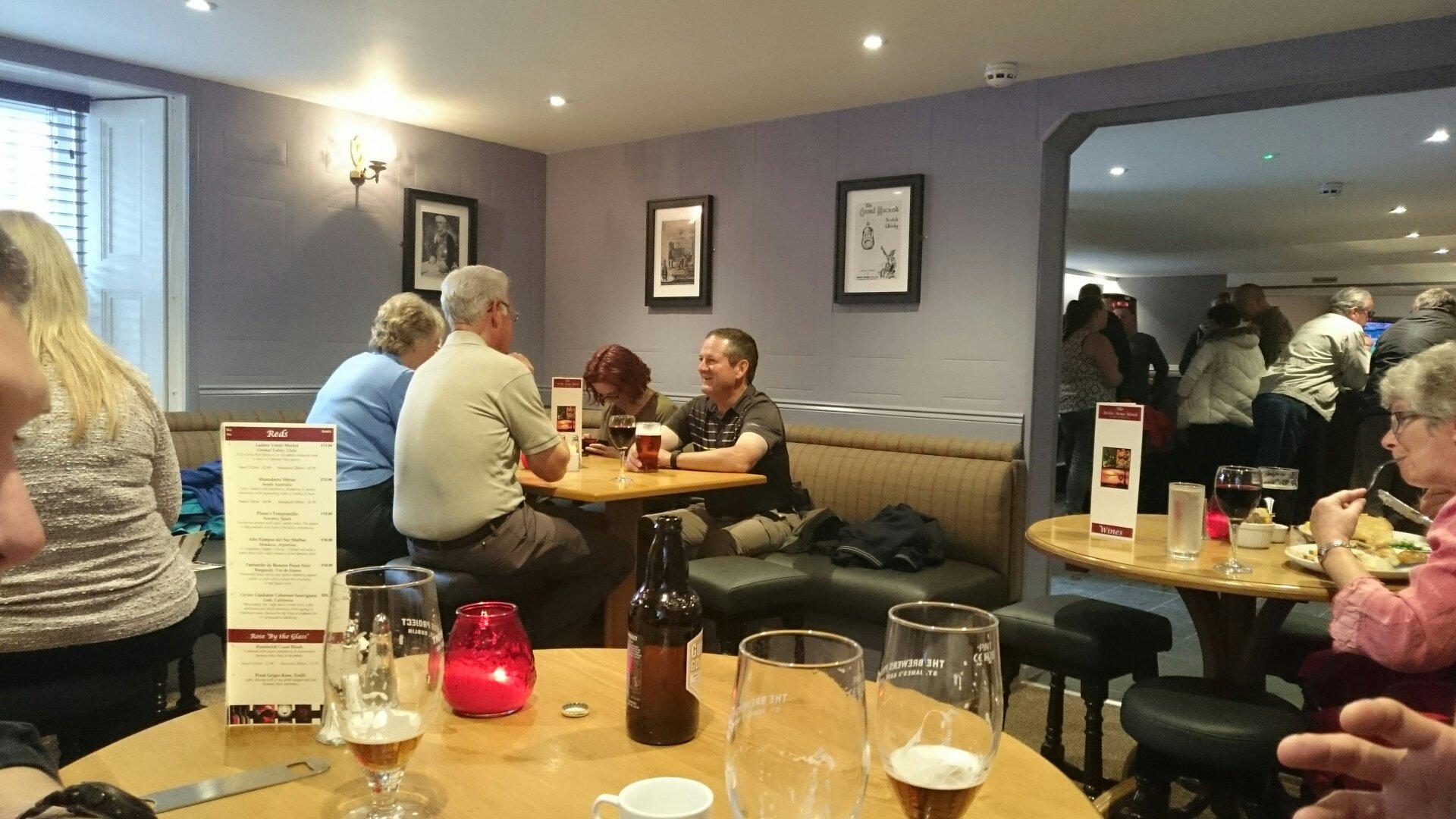 Airlie Arms Hotel-客卧