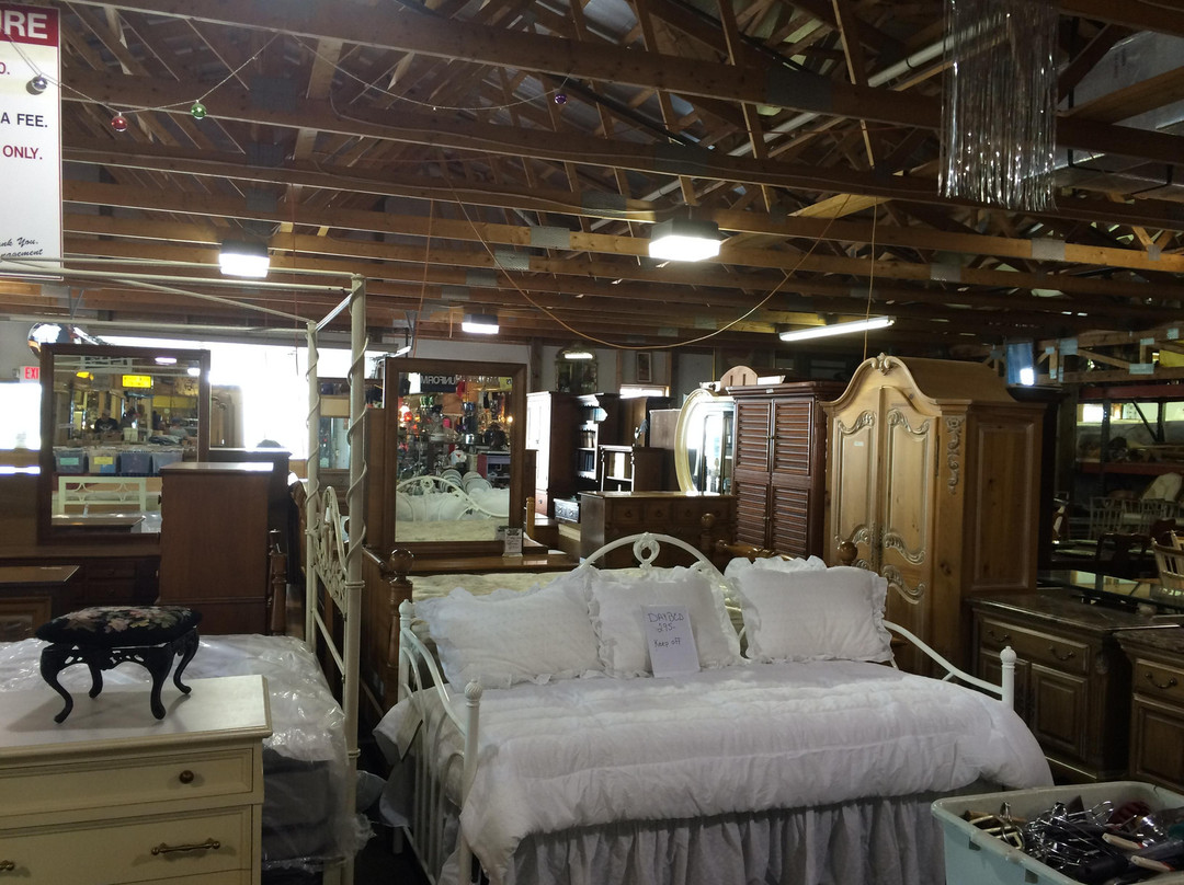 Spence's Bazaar-多佛必去景点