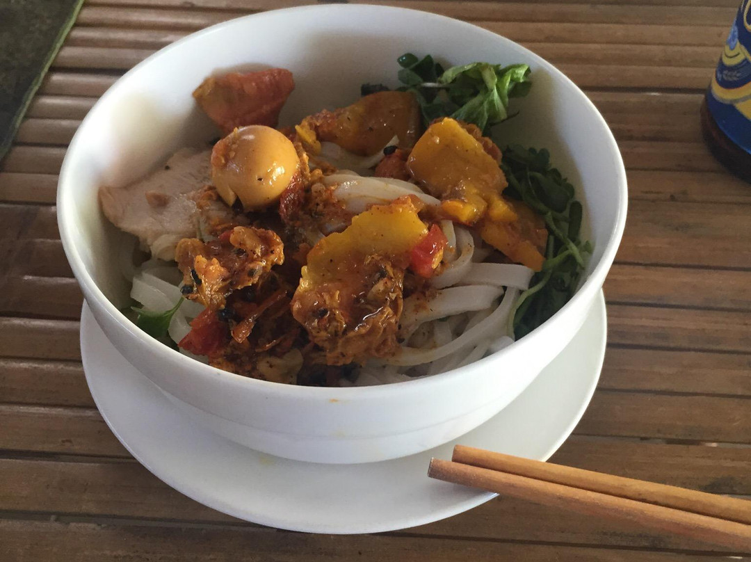 Canh Dong Xua Restaurant & Coffee