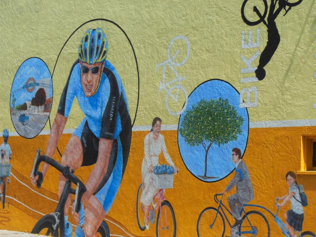 Third Avenue Village-丘拉维斯塔必去景点