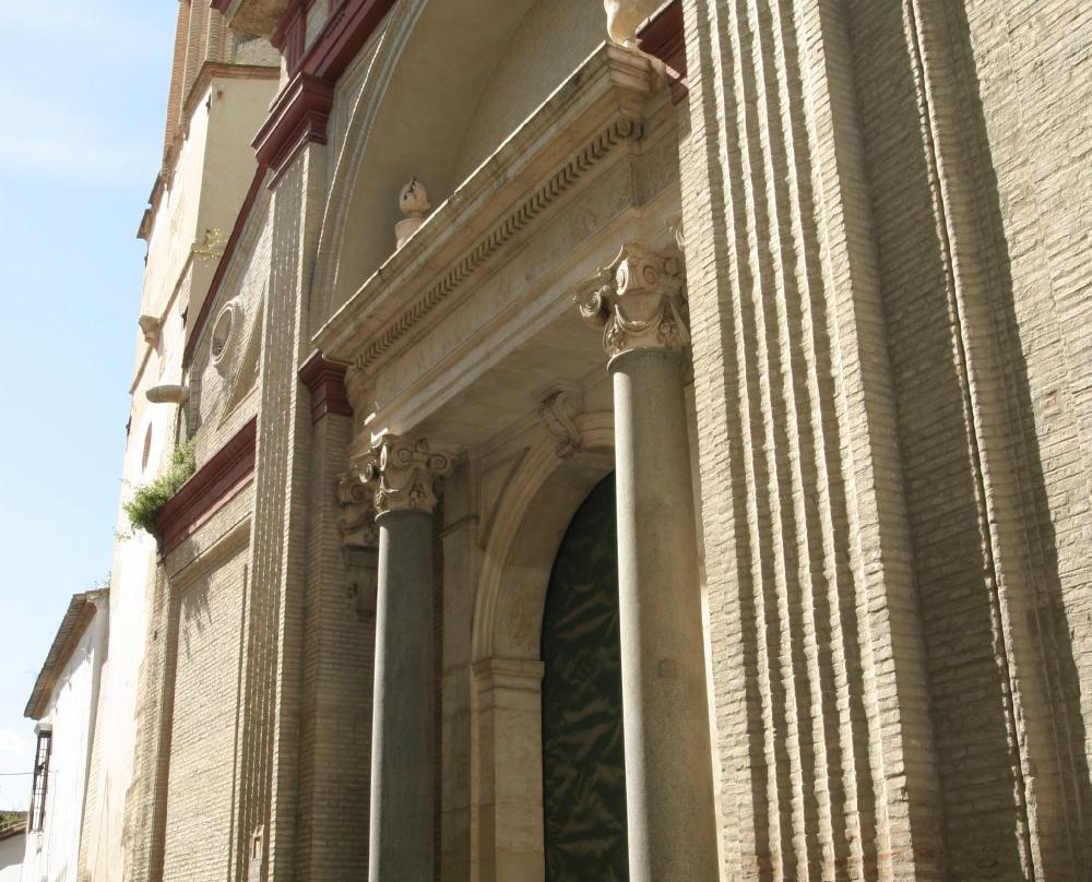 Church of Santa Barbara景点图片