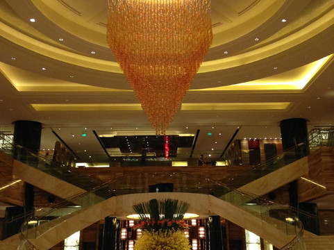 杭州雷迪森铂丽大饭店主图