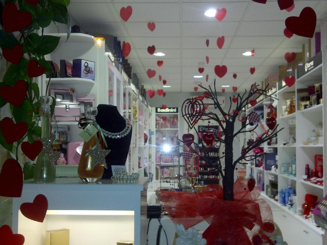 Profumeria la Piazzetta-Attard必去景点