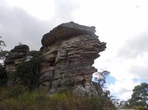 Witch Rock of São Thomé-Sao Thome das Letras必去景点