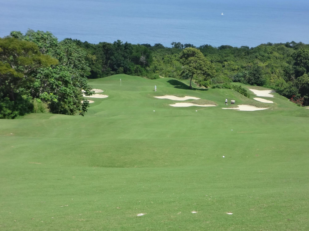 White Witch Golf Course景点图片