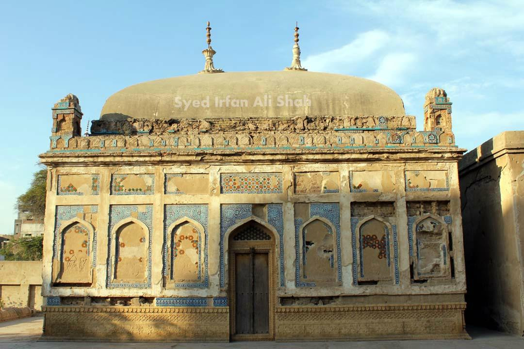 Miran Ja Quba (Tombs of Mirs)-海德拉巴必去景点