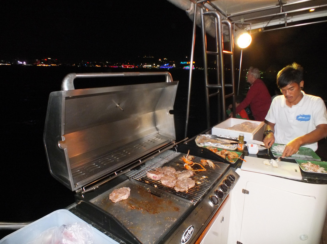 芭提雅快艇租赁-芭堤雅必去景点