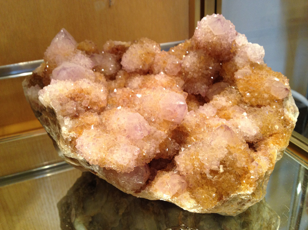 Simply Crystals景点图片