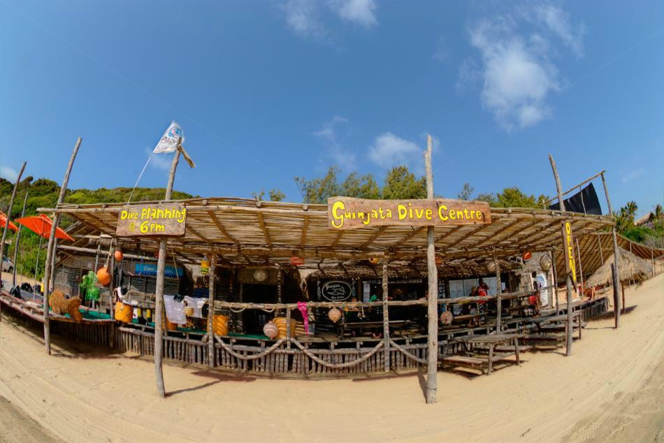 Guinjata Dive Center景点图片