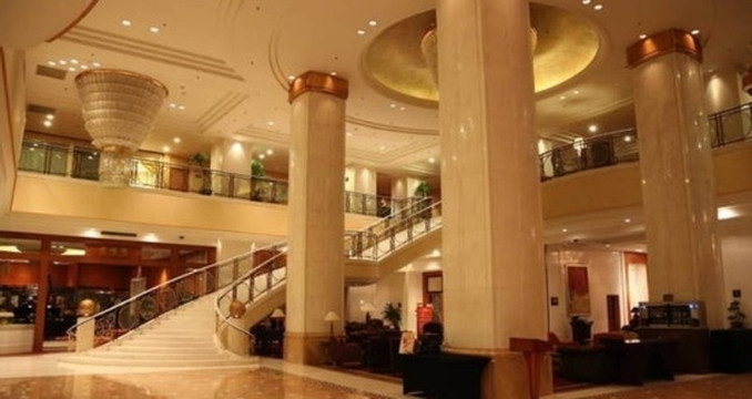 虹桥锦江大酒店主图