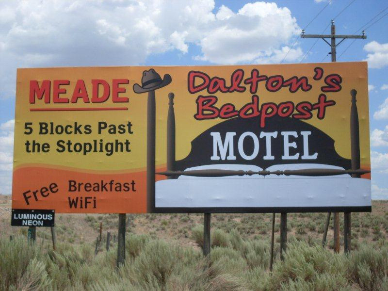 Daltons Bedpost Motel主图