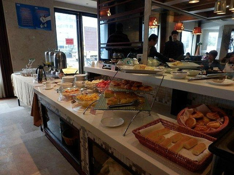 时光漫步S酒店（上海火车站店）主图