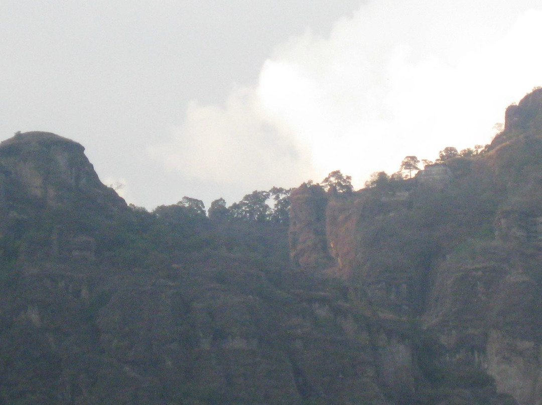 Pyramids of Tepoztlan景点图片