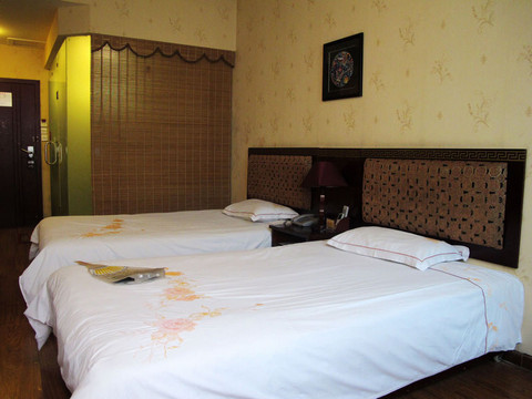 锦里自由时酒店主图