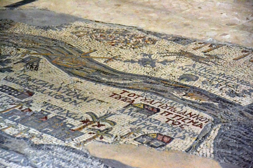 马达巴马赛克地图-米底巴必去景点