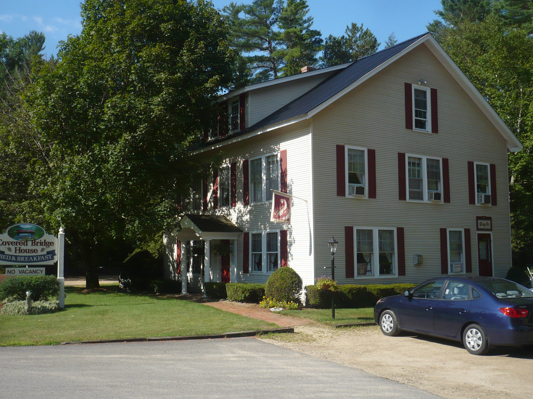 Covered Bridge House主图