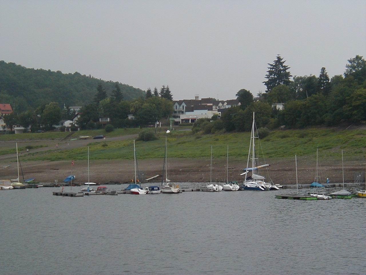 Yachthof Edersee-客卧