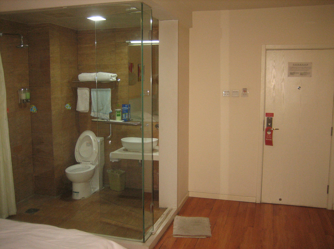 悦百客快捷酒店(唐山建华道店)主图