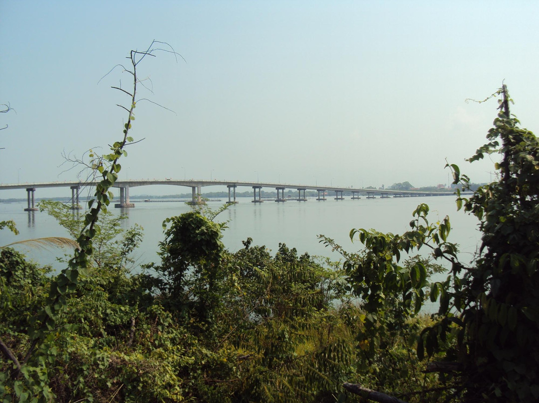 Chalerm Burapha Chonlathit-尖竹汶必去景点