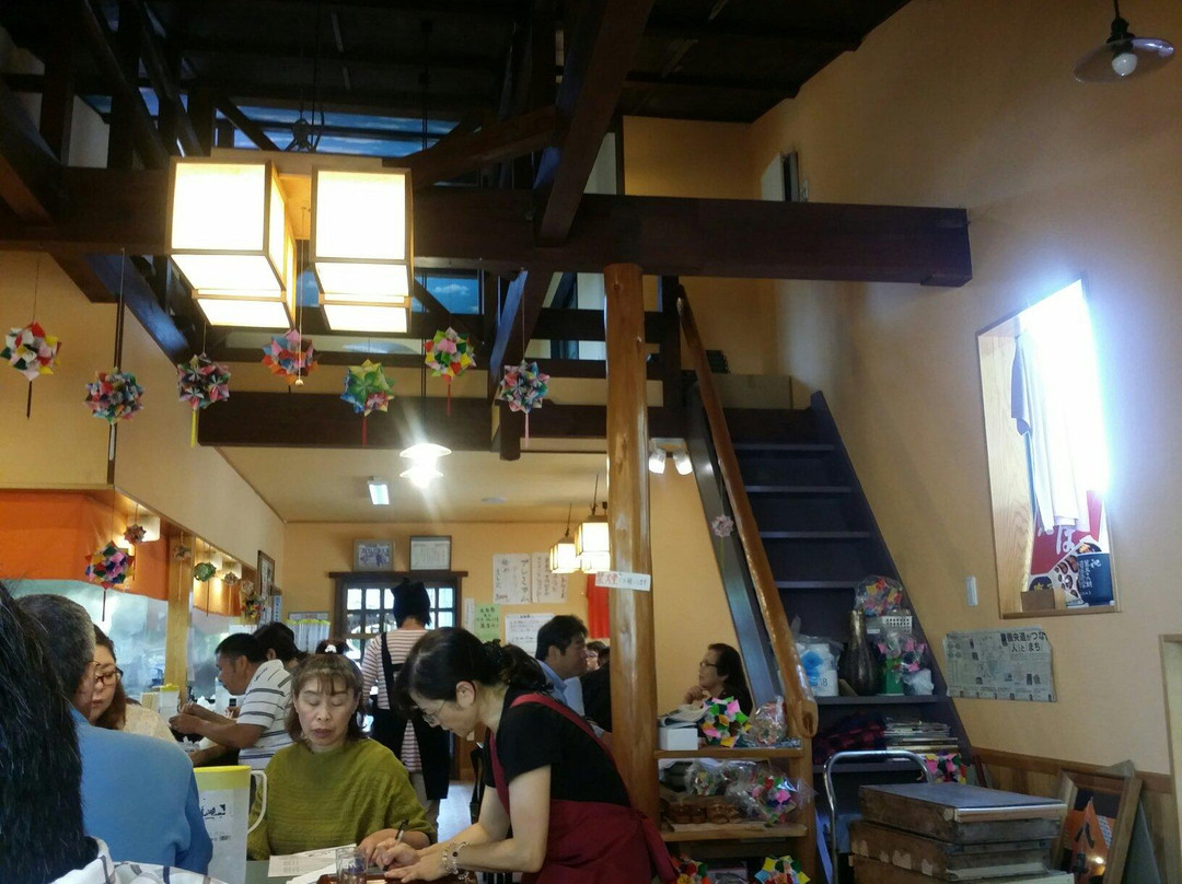 八平の食堂 本店