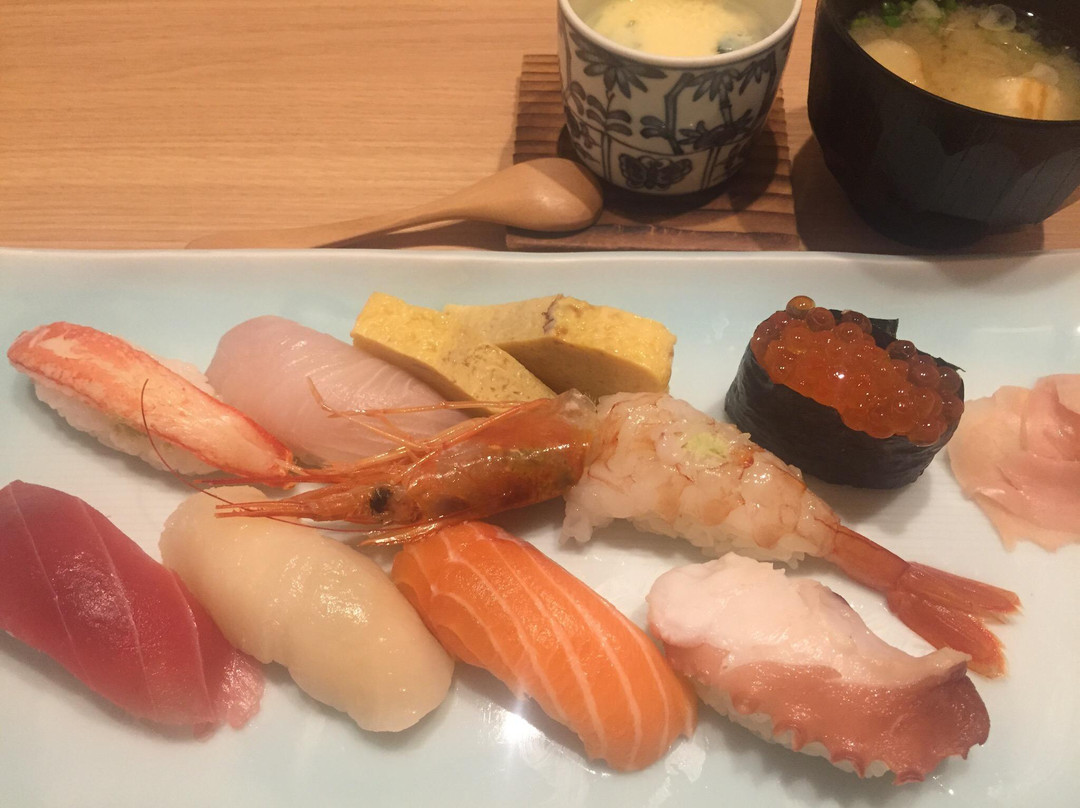 魚河岸の味 旬魚料理 呉竹鮨