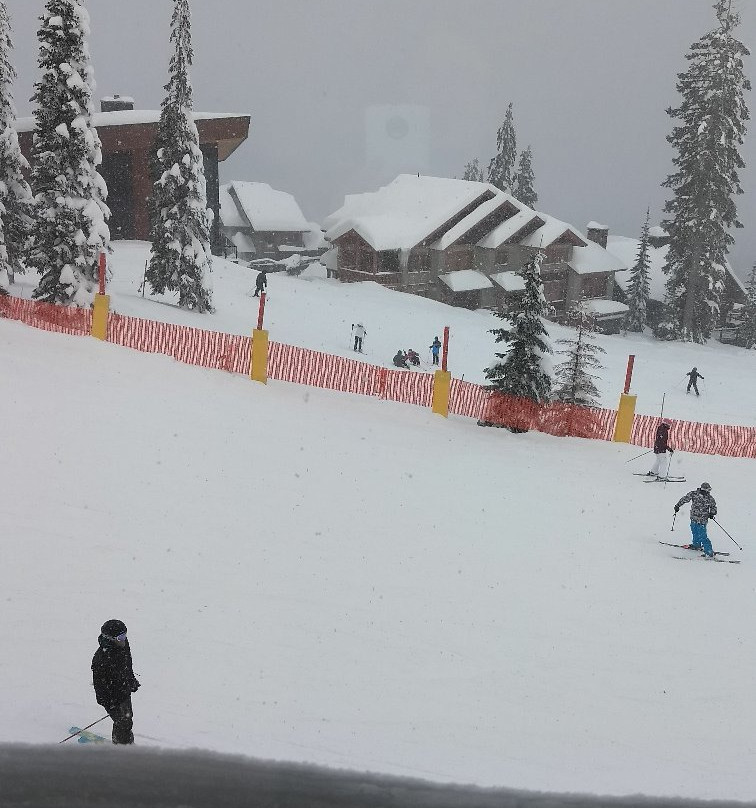 Big White Ski Resort景点图片
