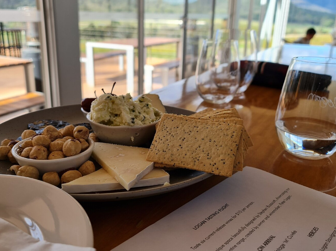 Logan Wines-Apple Tree Flat必去景点