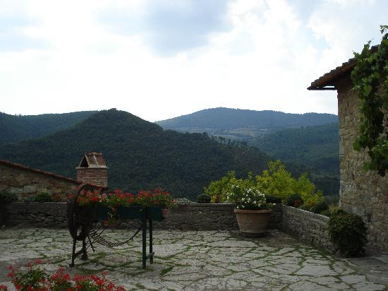 Castello del Trebbio-Santa Brigida必去景点