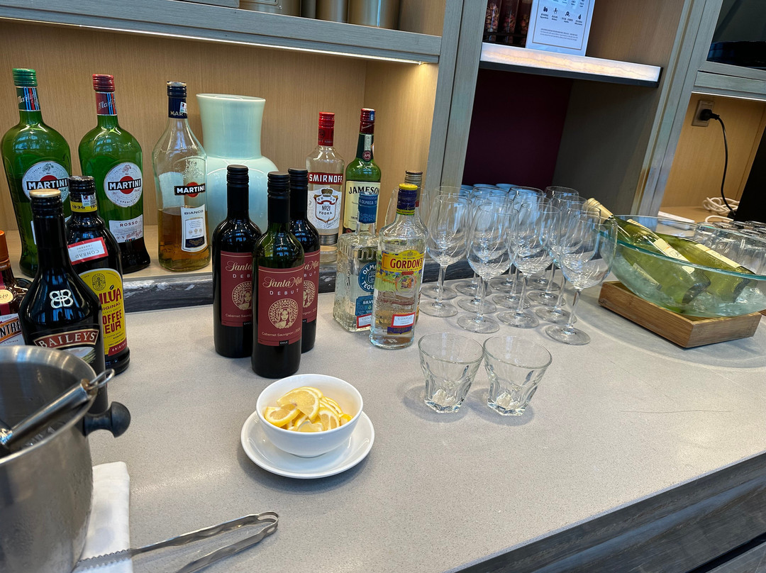 上海康莱德酒店主图