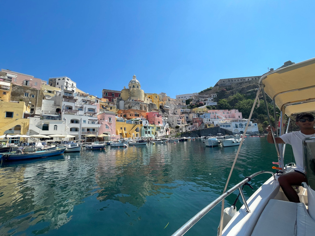 Undersea Procida-普罗奇达必去景点