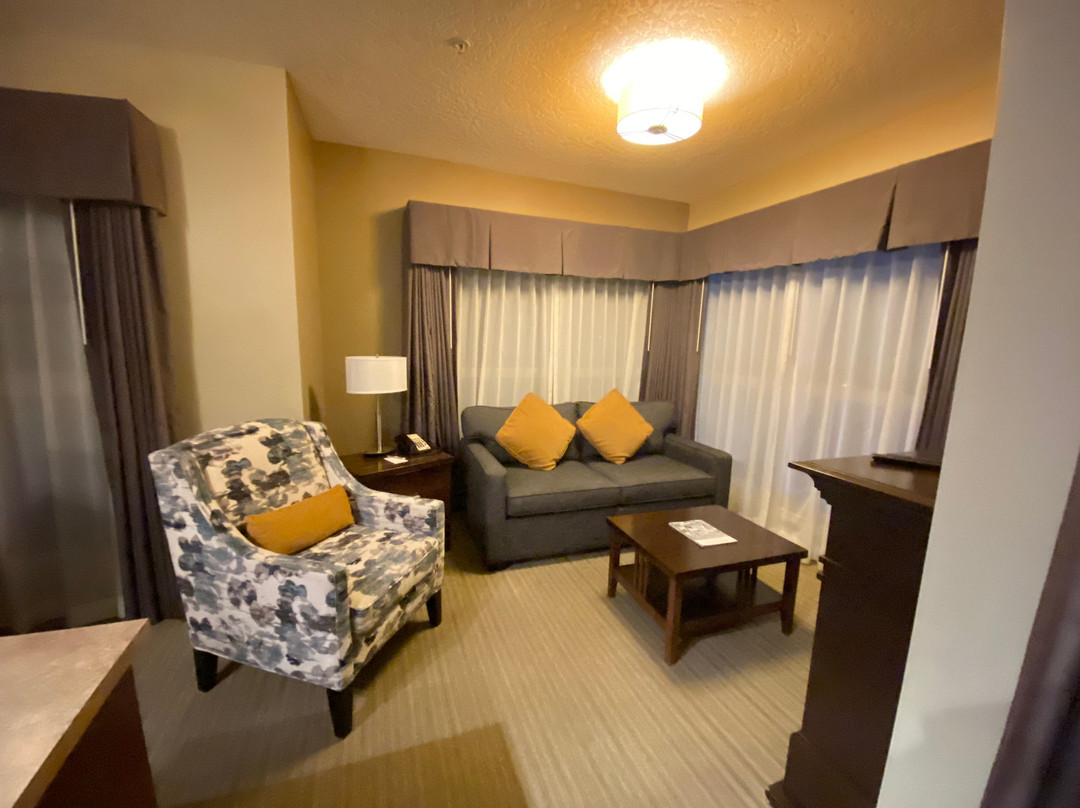 Old House Hotel主图