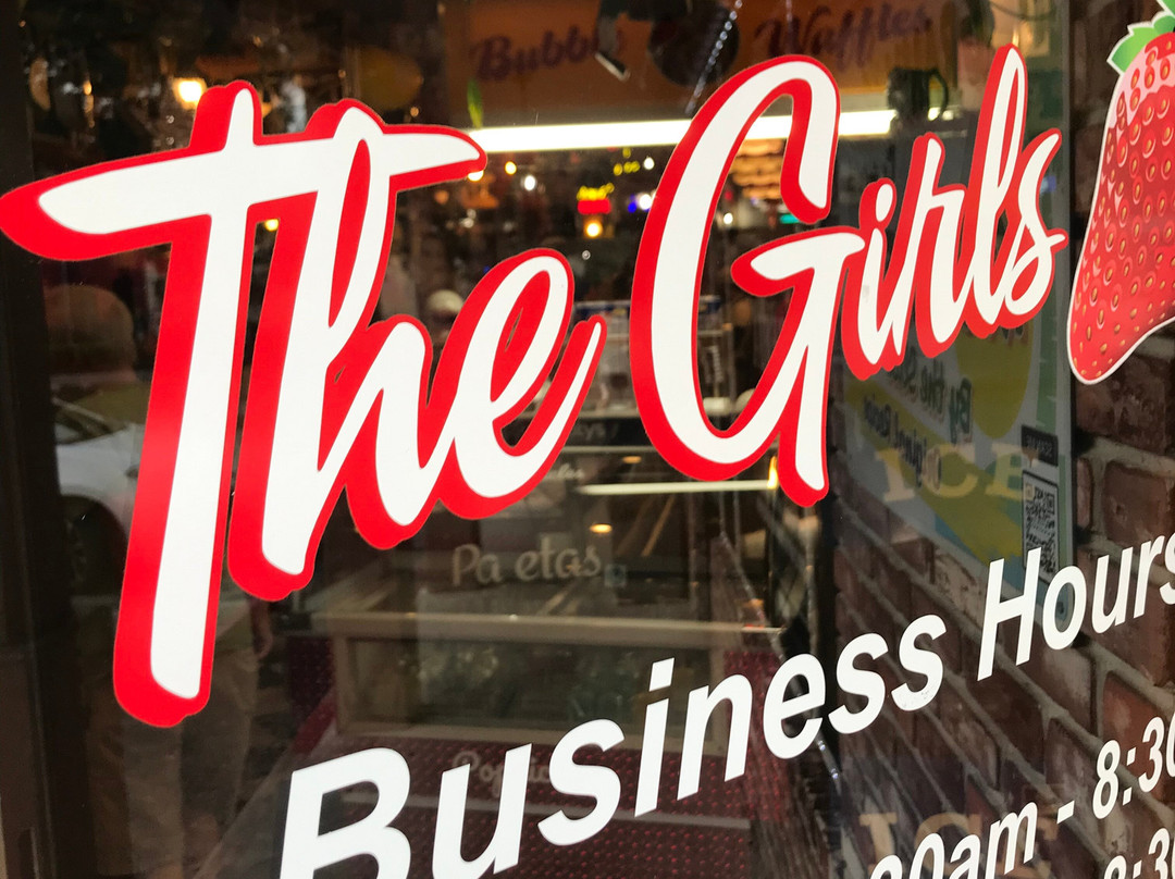 The Girls Strawberry U-pick-德拉海滩必去景点