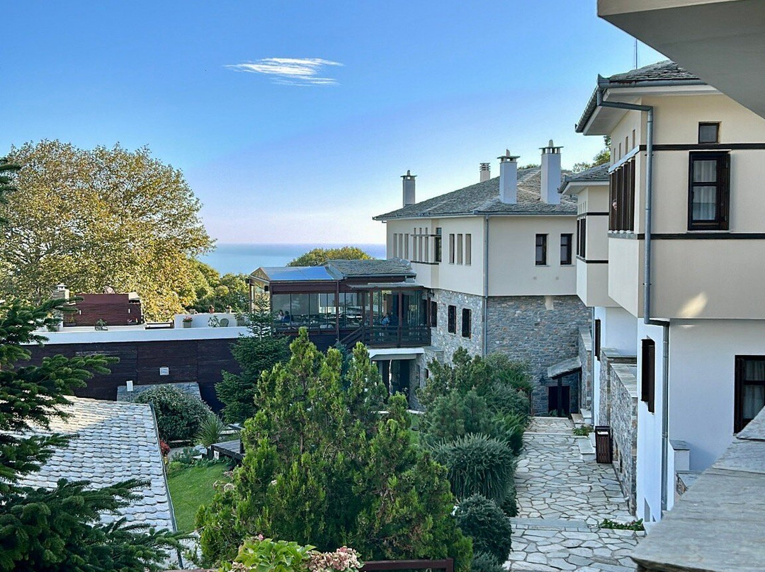 12 Months Luxury Resort主图