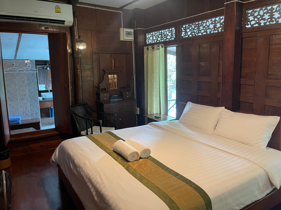 班泰屋度假村主图