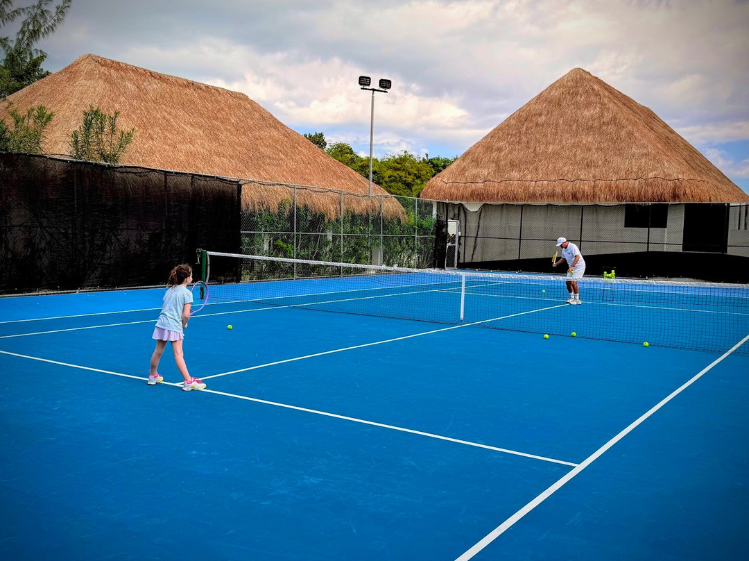 普拉亚穆吉莱斯酒店主图