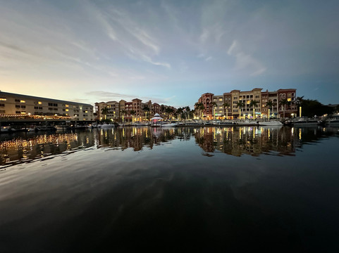 Captain Joey D Charters and Boat Rentals-那不勒斯必去景点