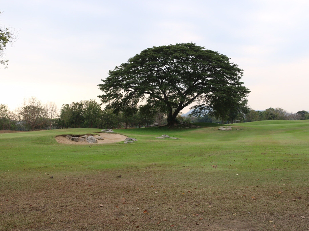 帝国湖景高尔夫俱乐部酒店主图