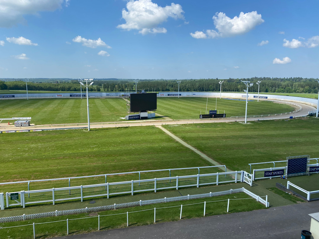 Towcester Racecourse景点图片