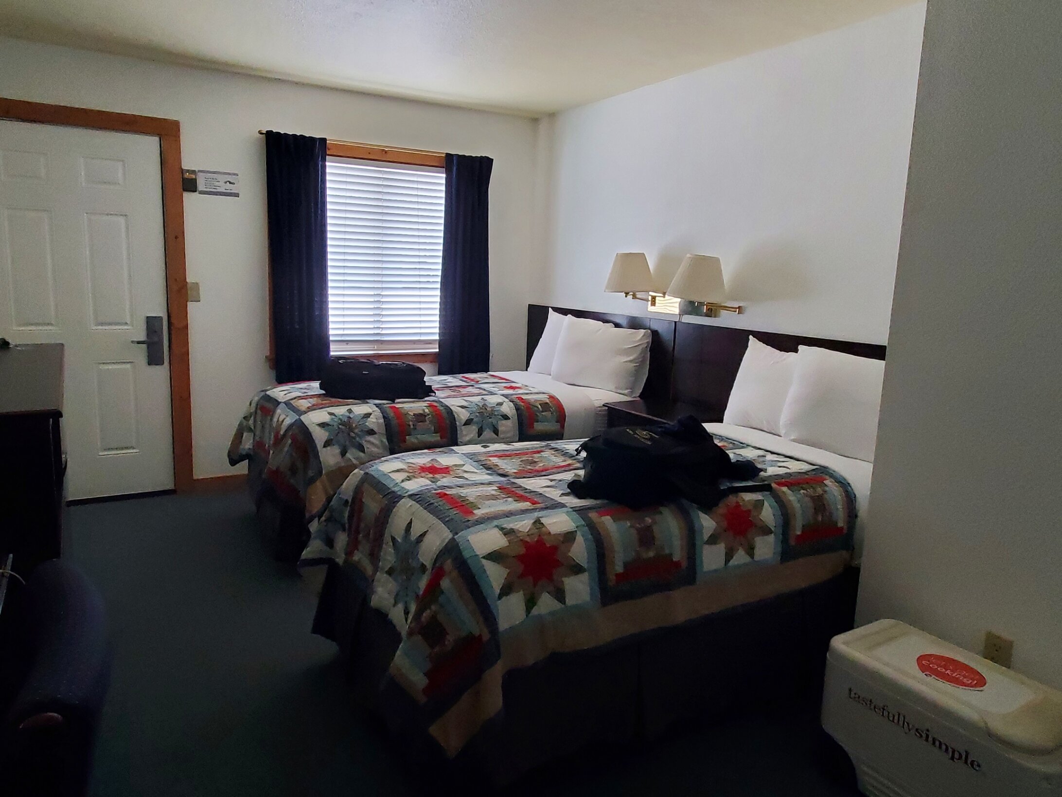 Two Wheel Inn-客卧