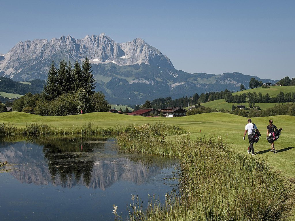 AlpenParks Hotel & Apartment Taxacher Kirchberg主图