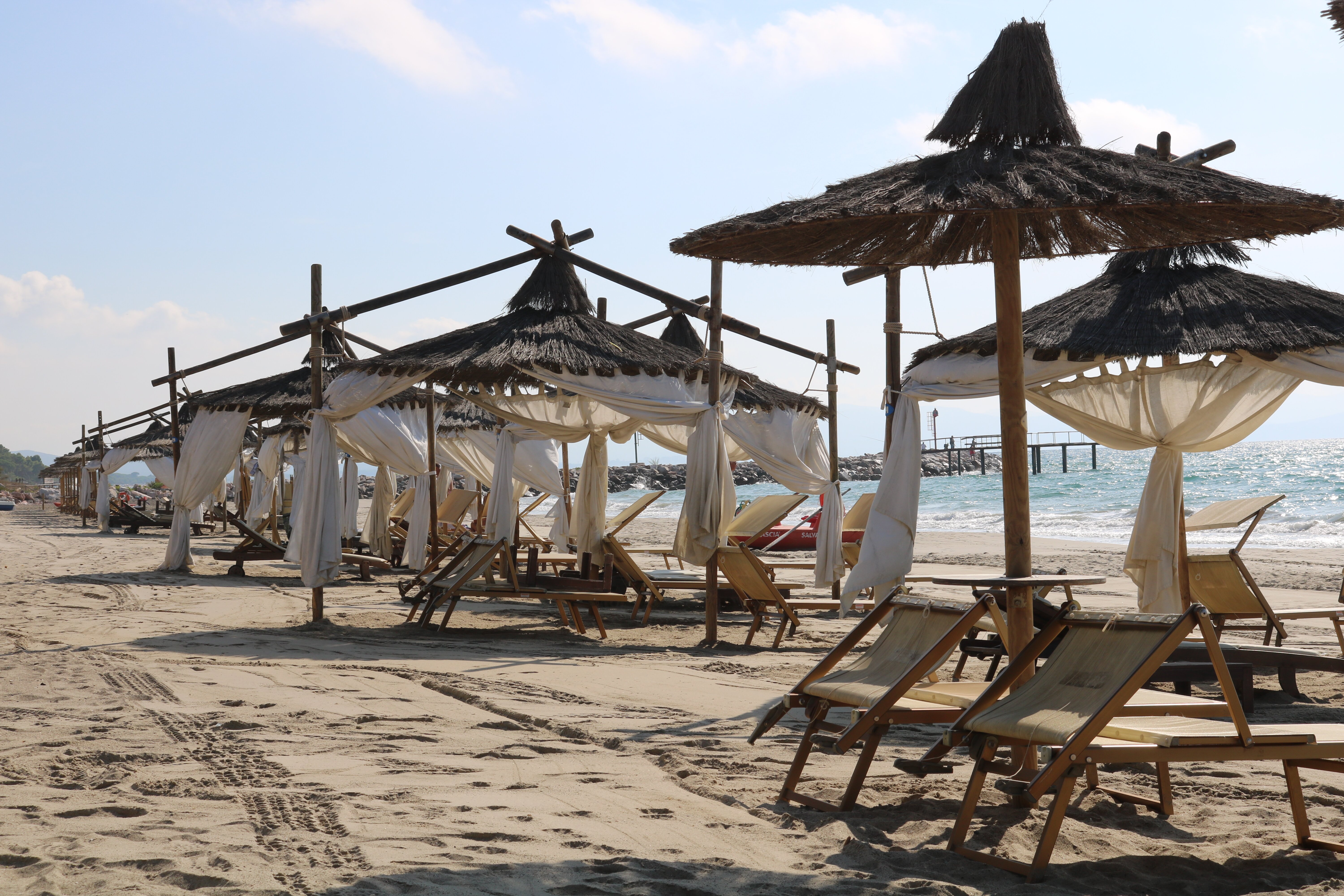 Agriturismo La Fonte di Vivalda-泳池