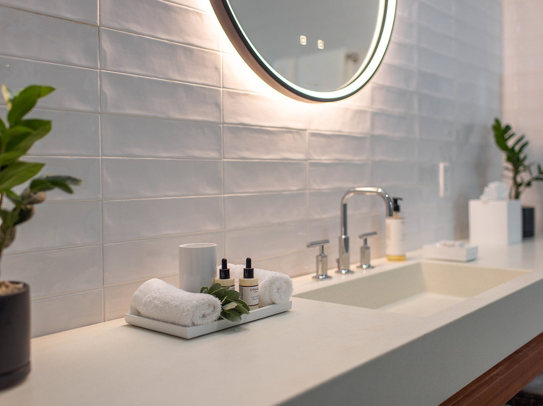 Wharfside Village Hotel主图