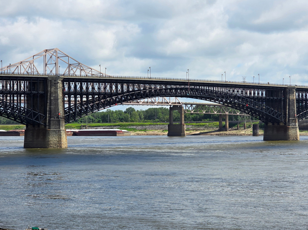 Eads Bridge-圣路易斯必去景点