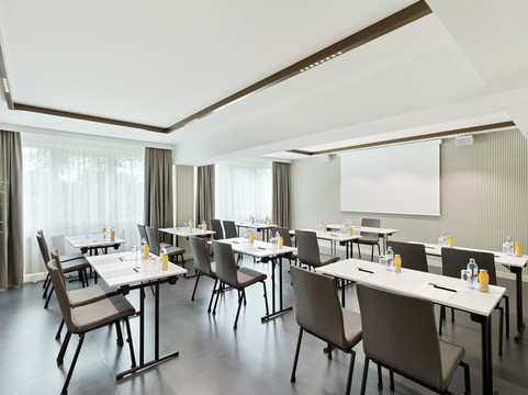 波塞奥地利流行酒店主图