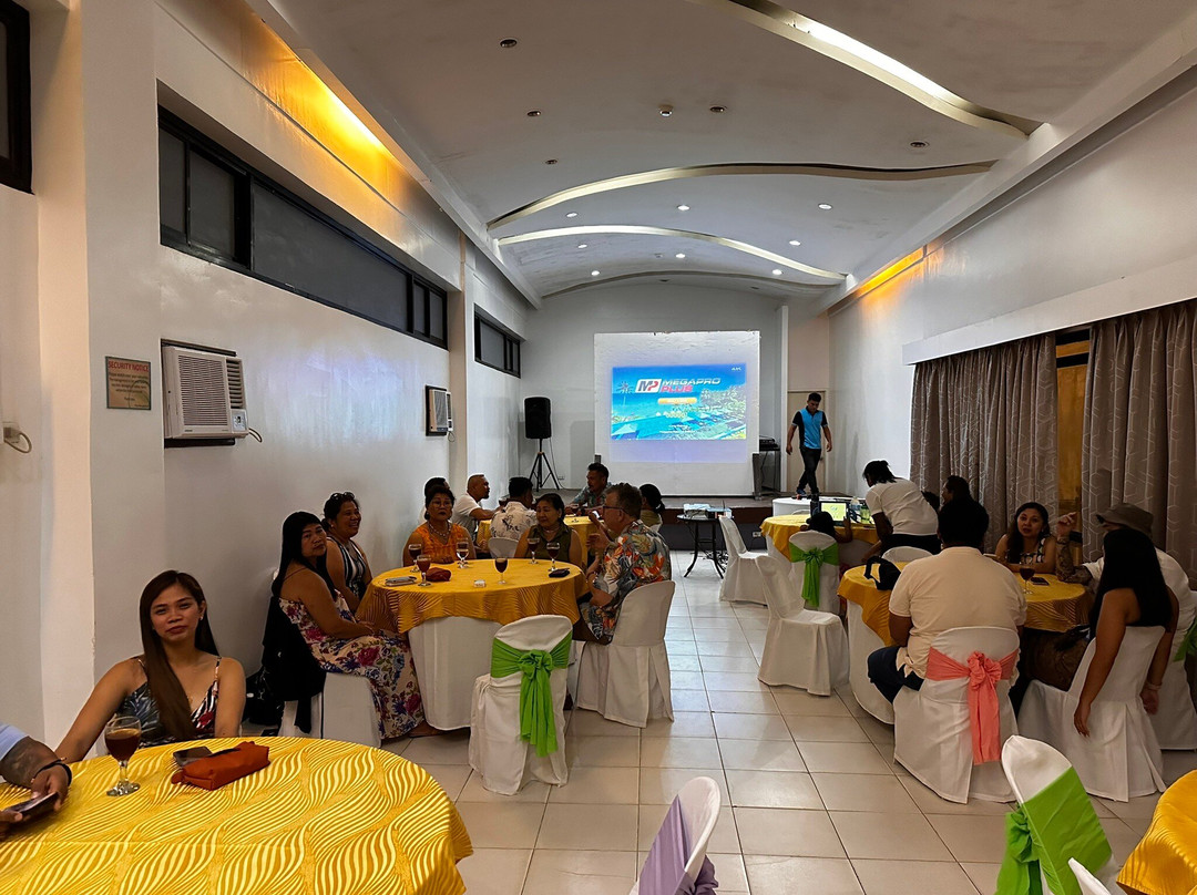 Apple Tree Resort & Hotel主图