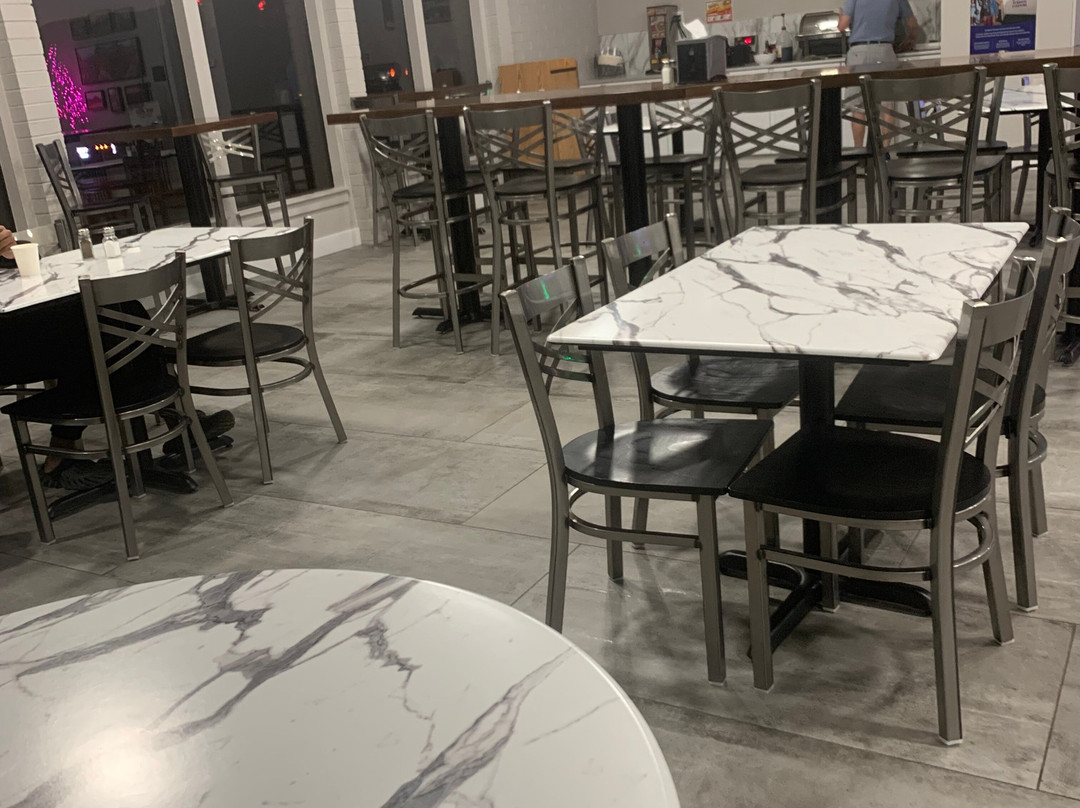 Ramada by Wyndham主图