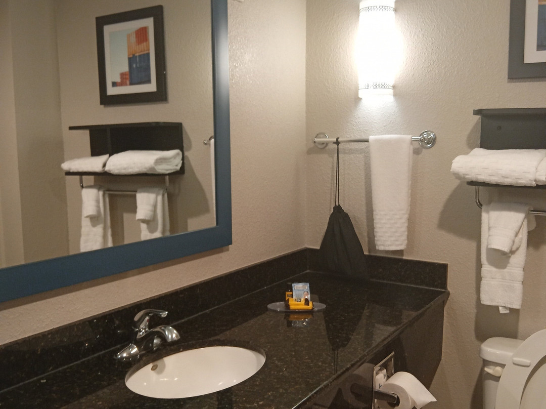 Best Western Plus Castlerock Inn & Suites主图