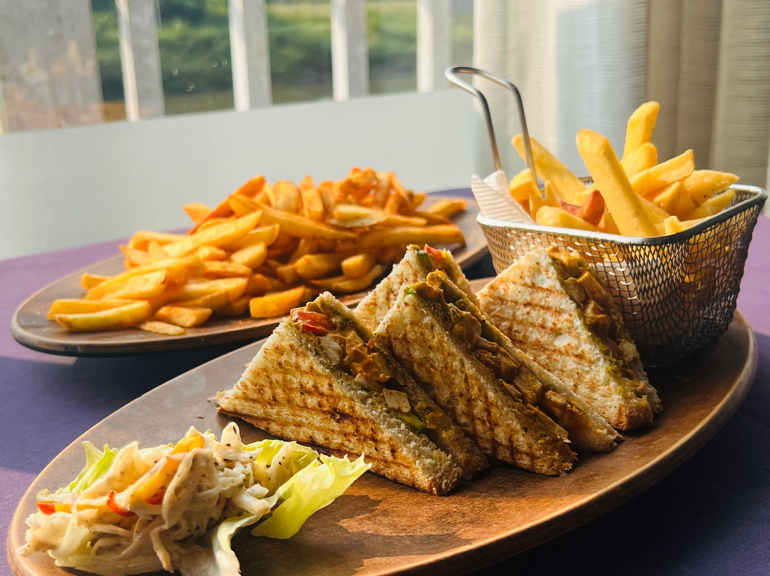 派拉蒙河滨水疗度假村主图