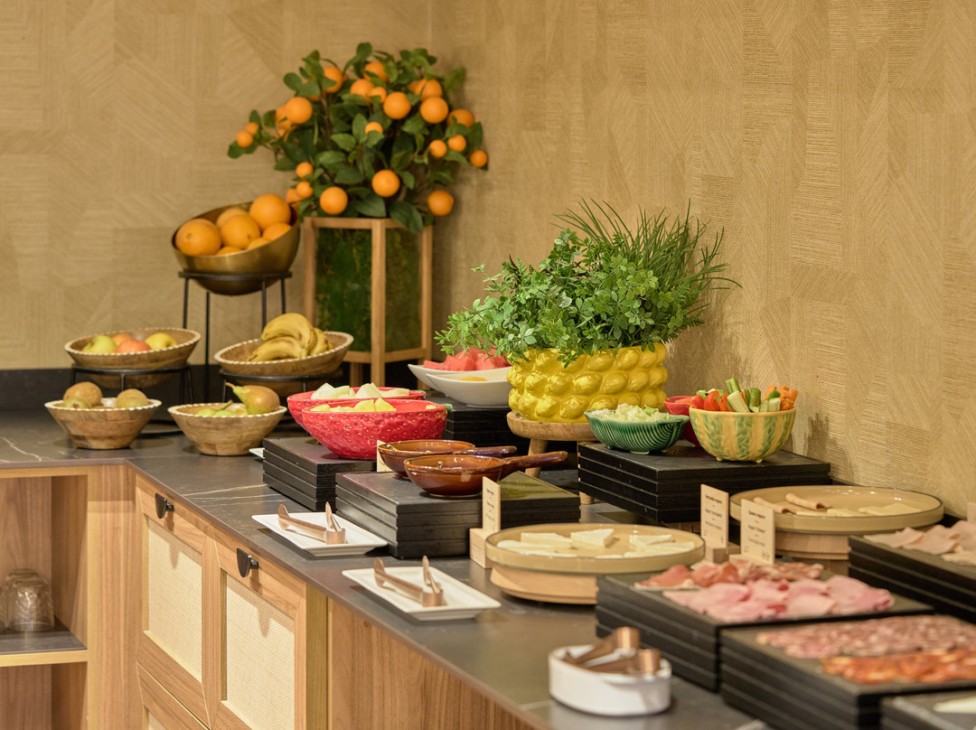 加泰罗尼亚天皇酒店主图